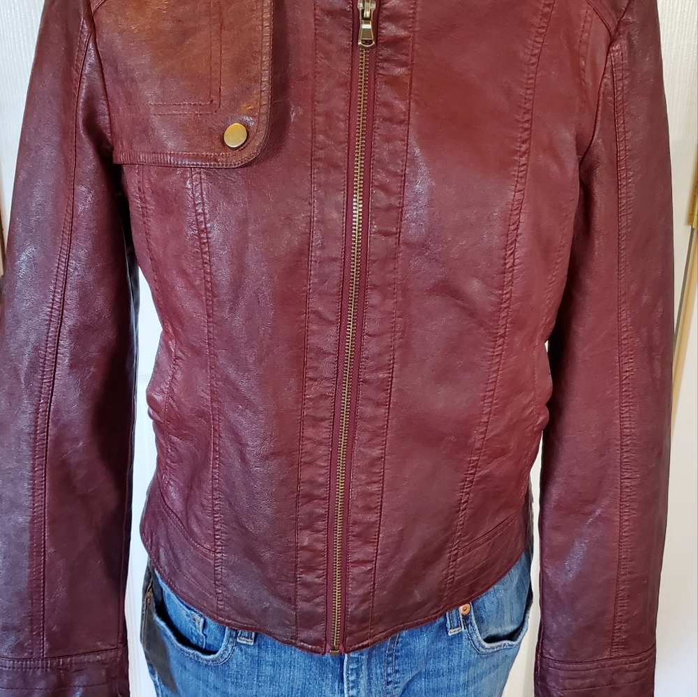 Coffee shop faux leather jacket - Picture 3 of 8
